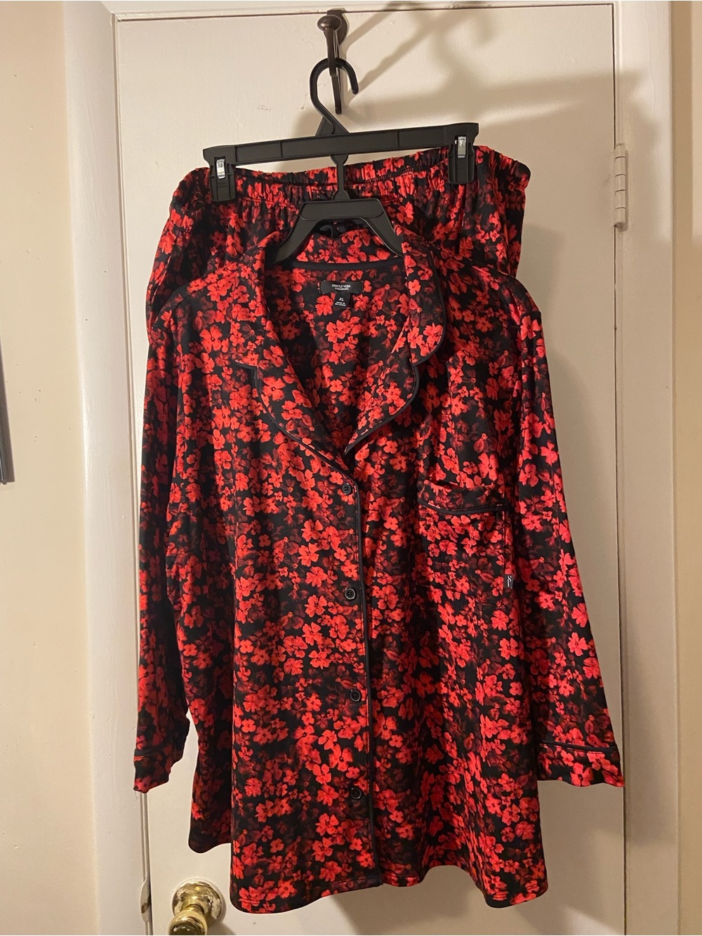 Vera Wang Black Satin Pajama Top with Red Floral Print
